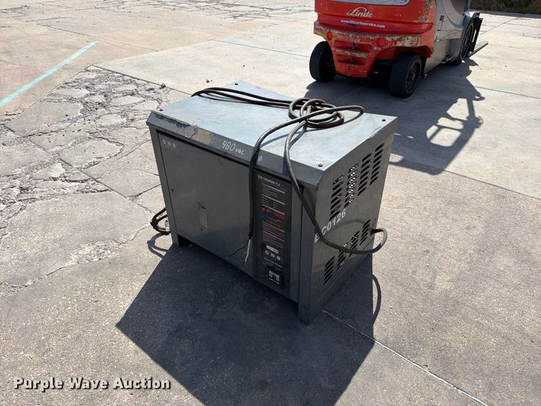 image for item EP7695 2012 Linde RX60-25 forklift