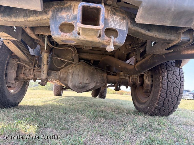 image for item EP7699 2011 GMC Sierra 2500HD Crew Cab pickup truck
