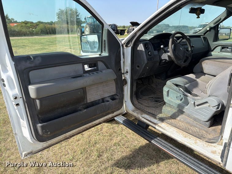 image for item EP7700 2013 Ford F150 Ext. Cab pickup truck