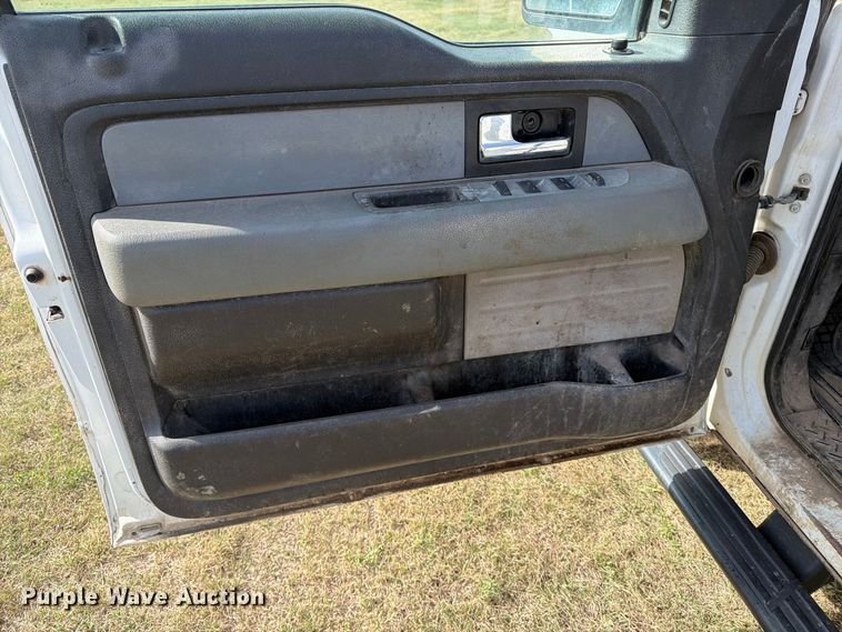 image for item EP7700 2013 Ford F150 Ext. Cab pickup truck