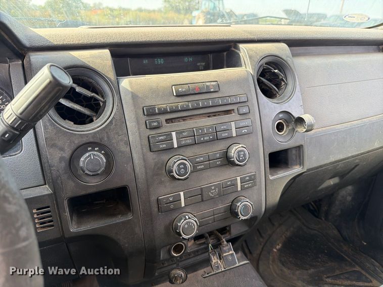image for item EP7700 2013 Ford F150 Ext. Cab pickup truck