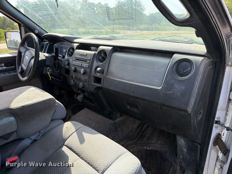 image for item EP7700 2013 Ford F150 Ext. Cab pickup truck