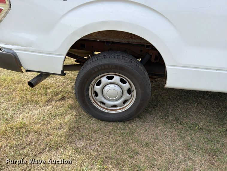 image for item EP7700 2013 Ford F150 Ext. Cab pickup truck