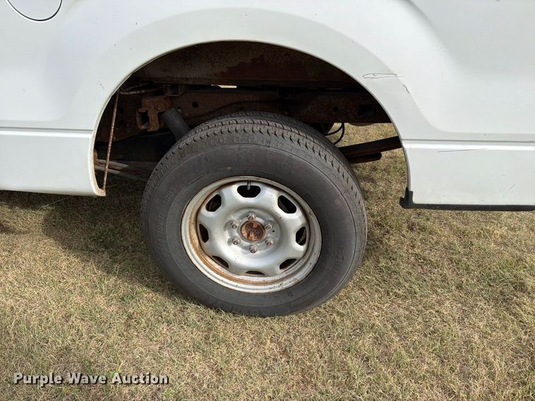 image for item EP7700 2013 Ford F150 Ext. Cab pickup truck