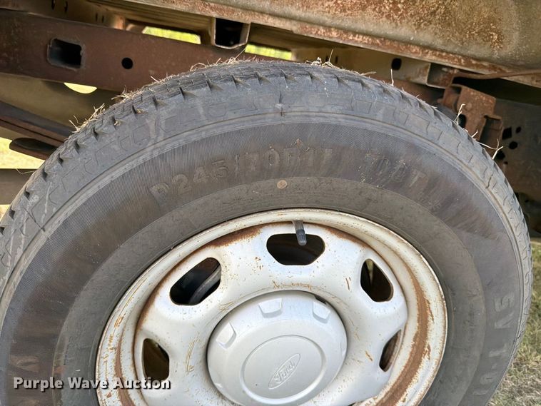 image for item EP7700 2013 Ford F150 Ext. Cab pickup truck