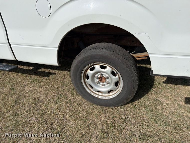 image for item EP7700 2013 Ford F150 Ext. Cab pickup truck