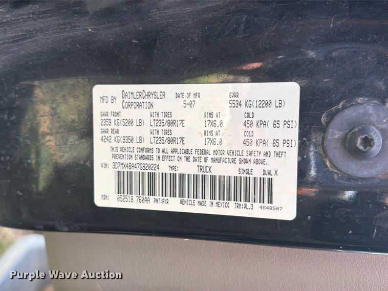 image for item EP7701 2007 Dodge Ram 3500 Ext. Cab flatbed pickup truck