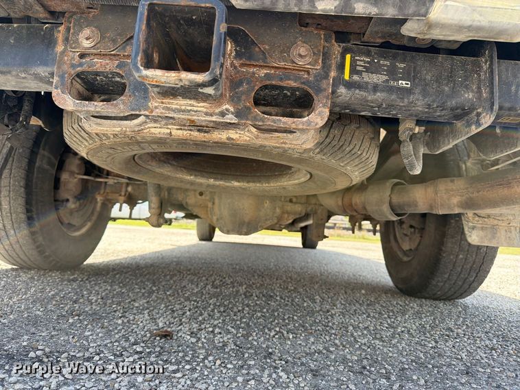 image for item EP7702 2019 Ford F350 Super Duty Crew Cab pickup truck