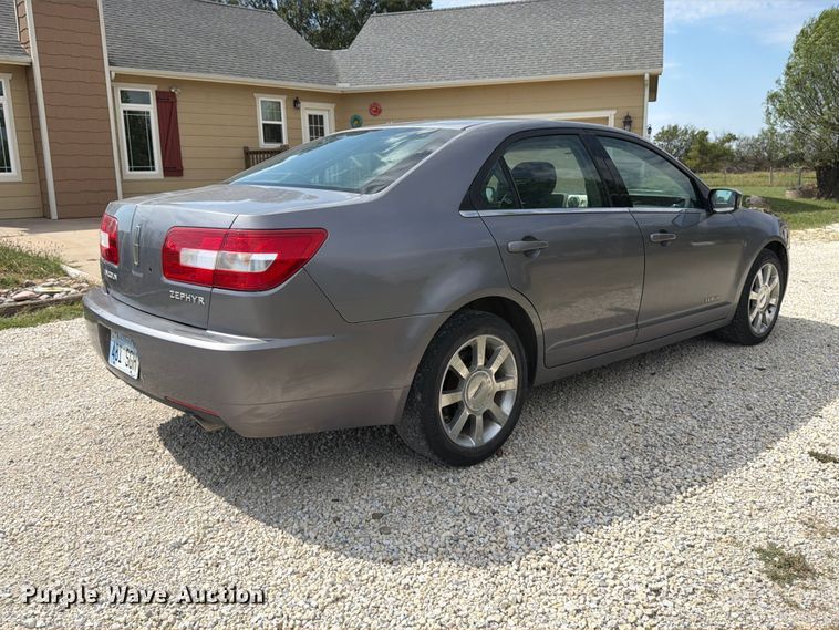 image for item EP7703 2006 Lincoln Zephyr 