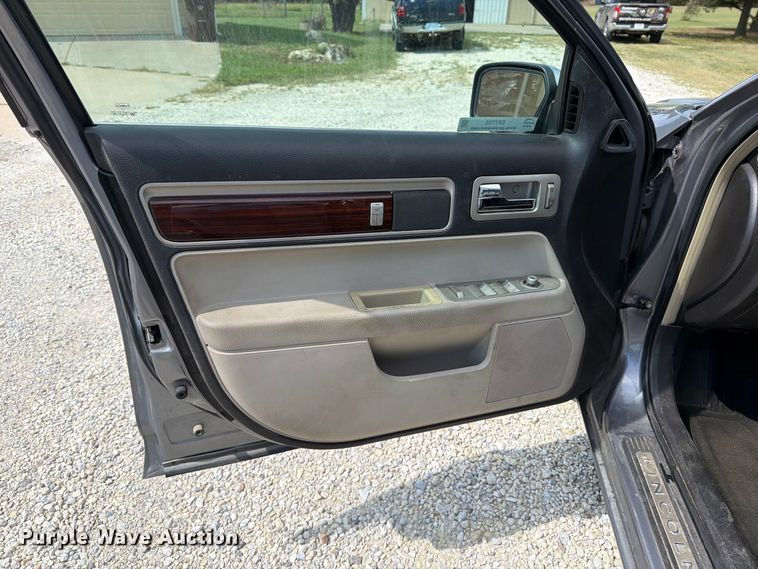 image for item EP7703 2006 Lincoln Zephyr 