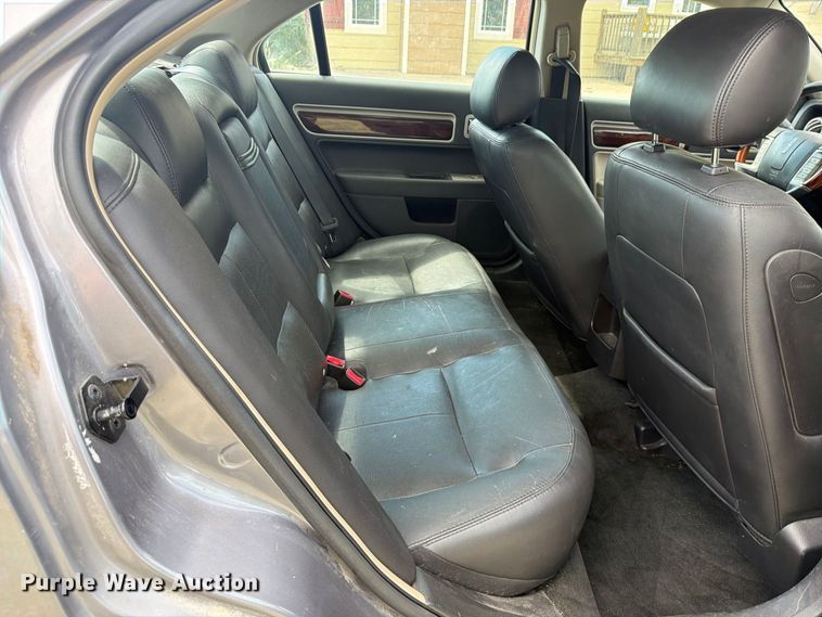 image for item EP7703 2006 Lincoln Zephyr 