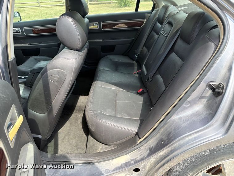 image for item EP7703 2006 Lincoln Zephyr 