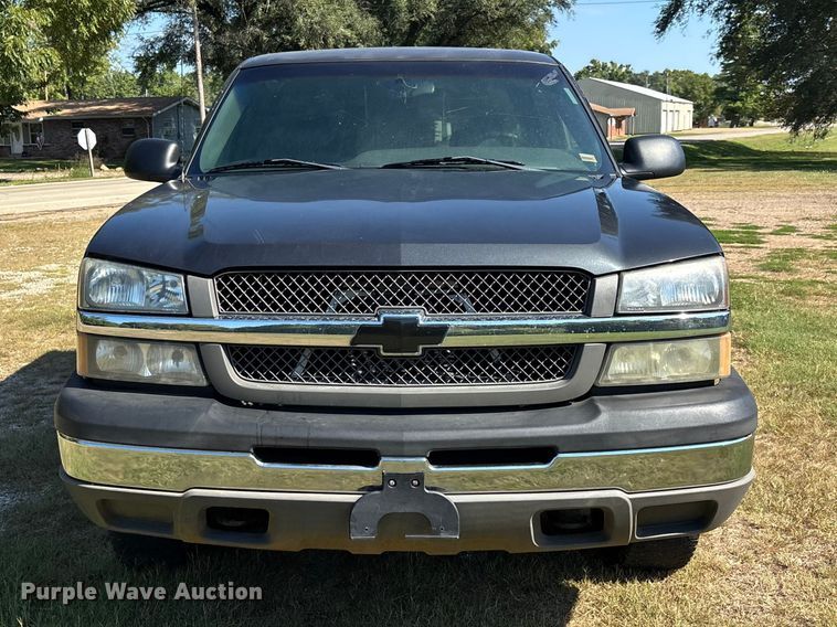 image for item ER3280 2003 Chevrolet Silverado 1500 Ext. Cab pickup truck