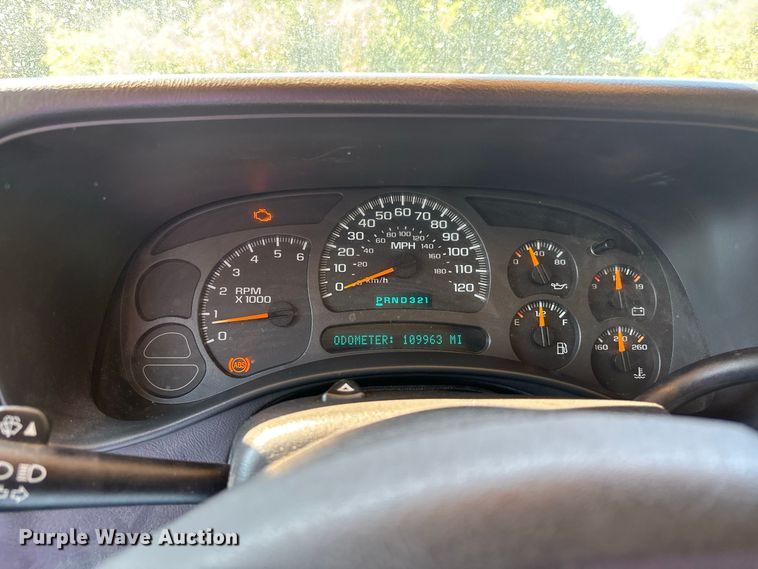 image for item ER3280 2003 Chevrolet Silverado 1500 Ext. Cab pickup truck