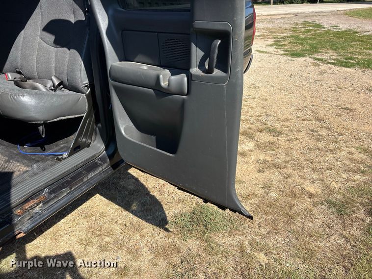 image for item ER3280 2003 Chevrolet Silverado 1500 Ext. Cab pickup truck