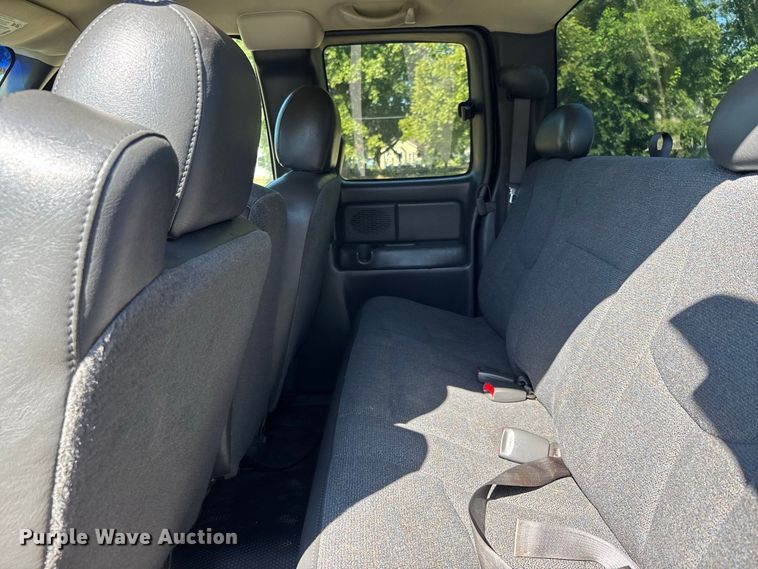 image for item ER3280 2003 Chevrolet Silverado 1500 Ext. Cab pickup truck