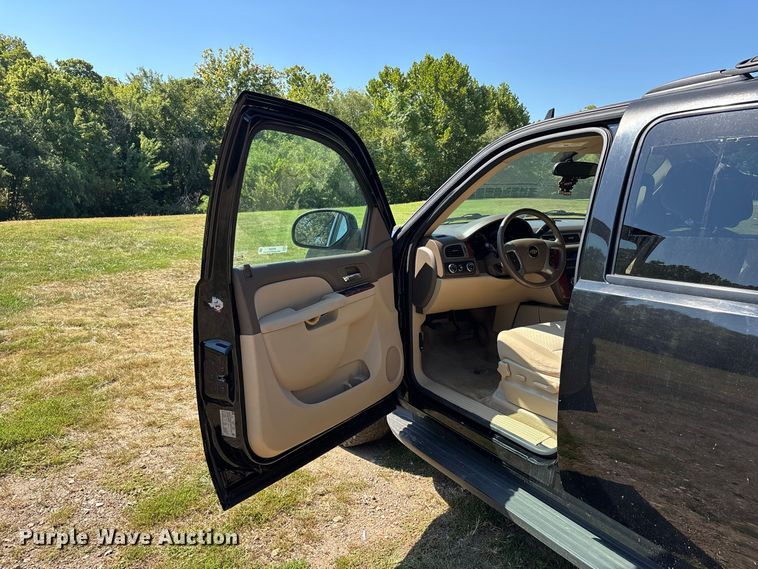 image for item ER3281 2013 Chevrolet Tahoe SUV