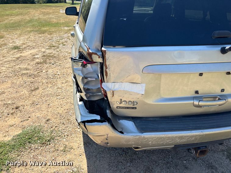 image for item ER3287 2004 Jeep Grand Cherokee Limited SUV
