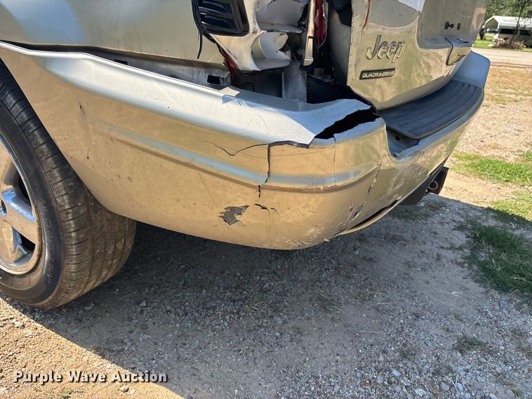 image for item ER3287 2004 Jeep Grand Cherokee Limited SUV