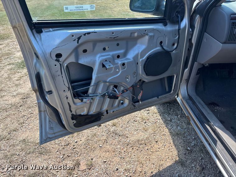 image for item ER3287 2004 Jeep Grand Cherokee Limited SUV