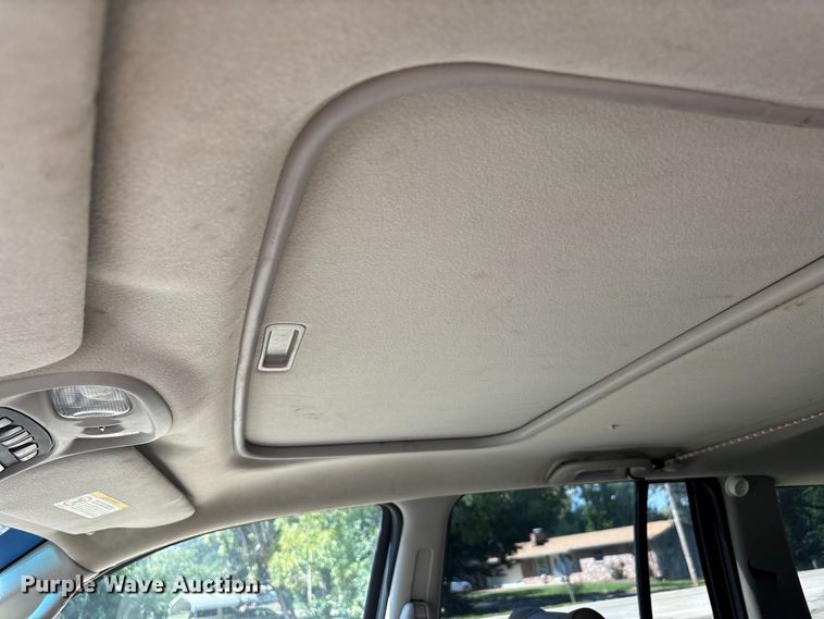 image for item ER3287 2004 Jeep Grand Cherokee Limited SUV