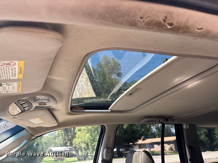 image for item ER3287 2004 Jeep Grand Cherokee Limited SUV
