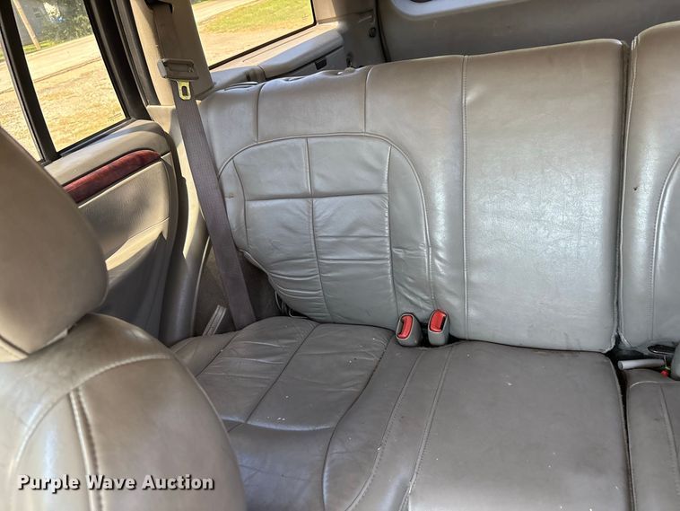 image for item ER3287 2004 Jeep Grand Cherokee Limited SUV