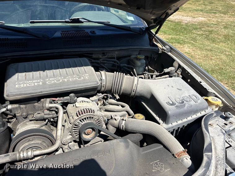 image for item ER3287 2004 Jeep Grand Cherokee Limited SUV
