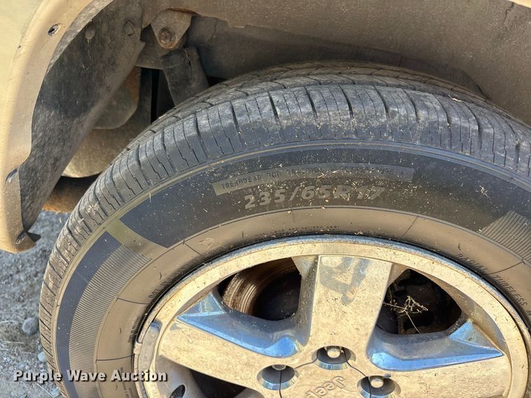image for item ER3287 2004 Jeep Grand Cherokee Limited SUV