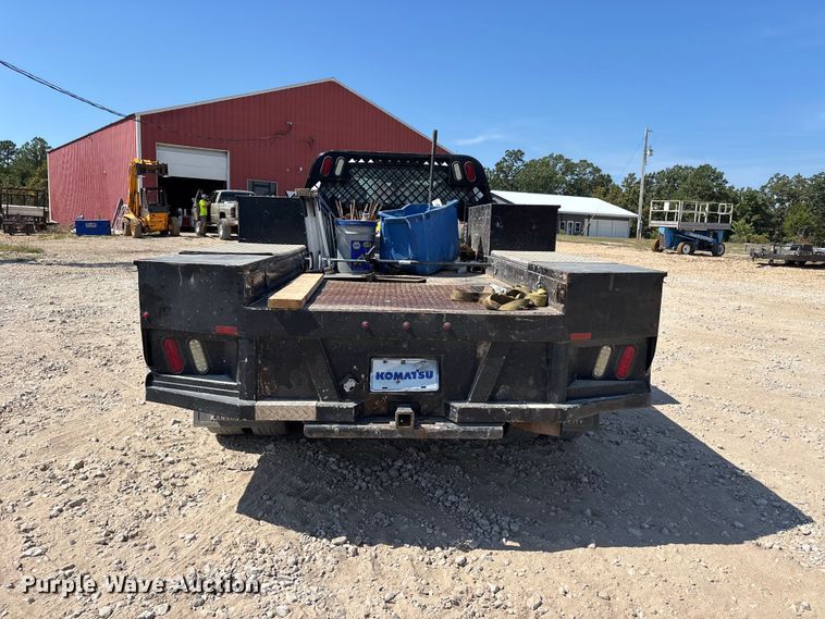 image for item ER3302 2019 Ford F550 Super Duty XL flatbed truck