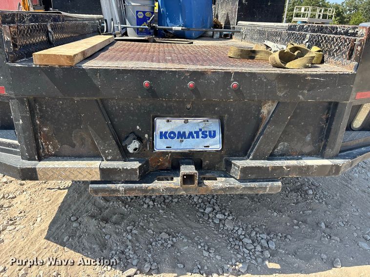 image for item ER3302 2019 Ford F550 Super Duty XL flatbed truck