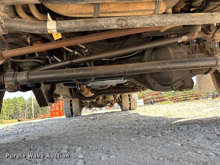 image for item ER3302 2019 Ford F550 Super Duty XL flatbed truck