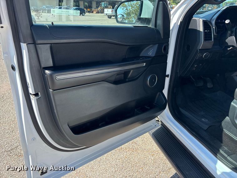 image for item ER3328 2020 Ford Expedition XLT SUV