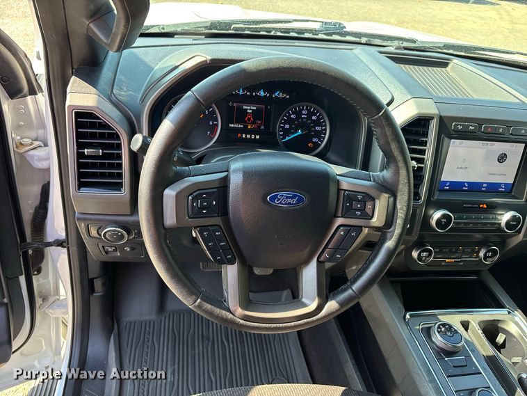 image for item ER3328 2020 Ford Expedition XLT SUV