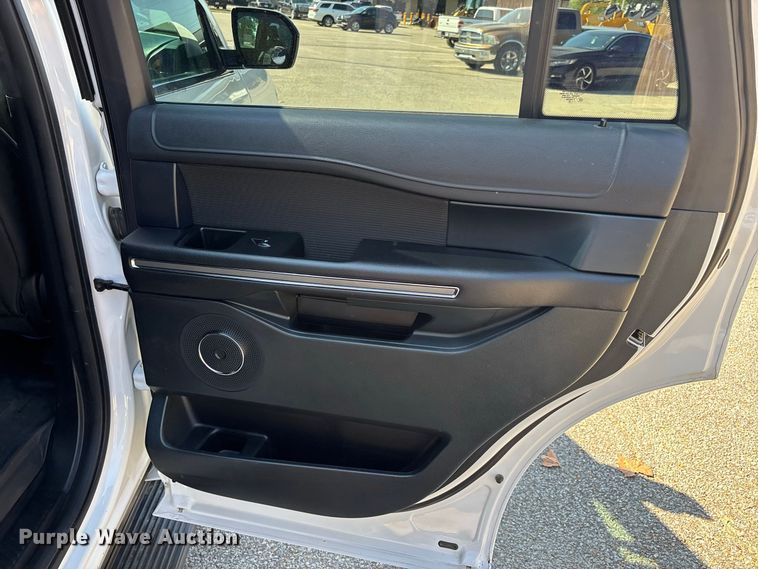 image for item ER3328 2020 Ford Expedition XLT SUV