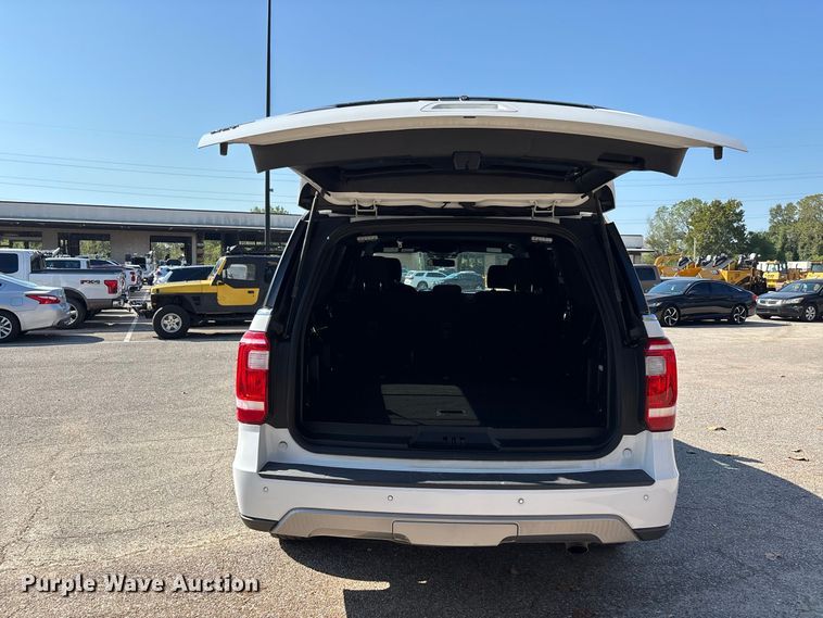 image for item ER3328 2020 Ford Expedition XLT SUV