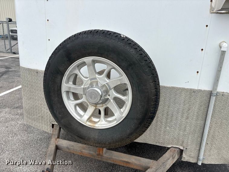 image for item ER3383 2007 Haulmark TS7X16DT2 enclosed cargo trailer