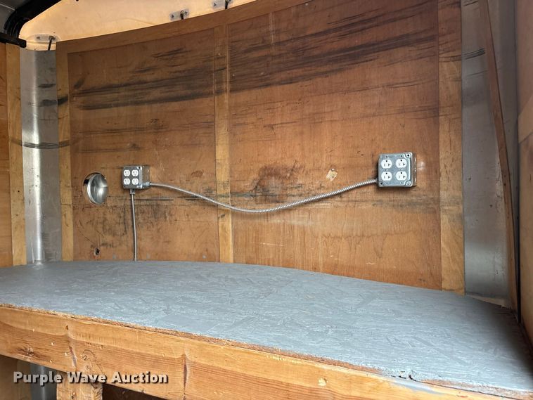 image for item ER3383 2007 Haulmark TS7X16DT2 enclosed cargo trailer