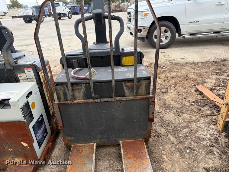 image for item ES1108 (2) Crown pallet jacks