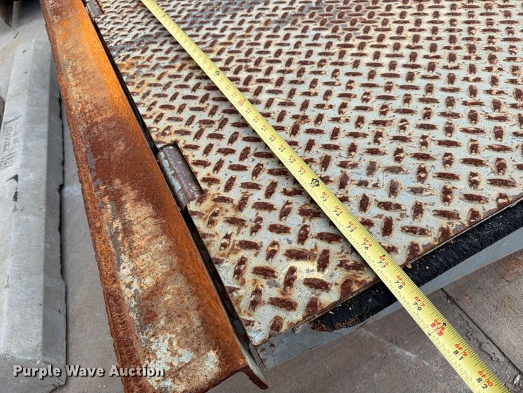 image for item ES1110 Dock leveler