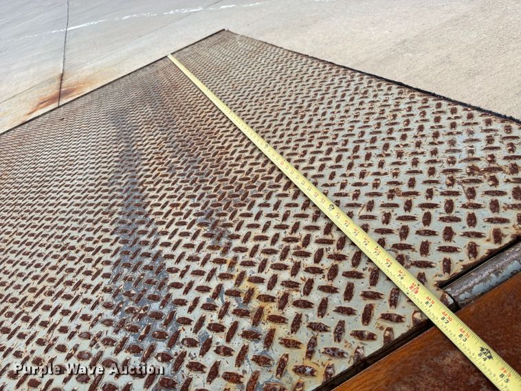 image for item ES1110 Dock leveler