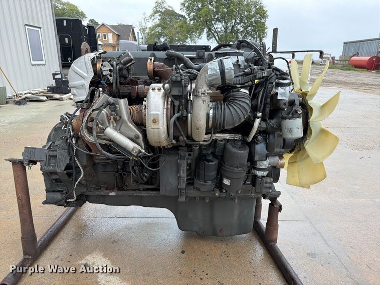 image for item ES1156 2013 Paccar CPCRH12.9M01 engine