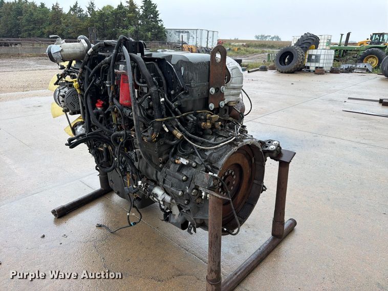 image for item ES1156 2013 Paccar CPCRH12.9M01 engine