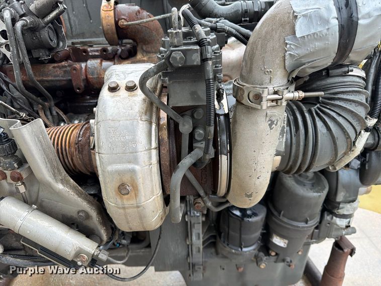 image for item ES1156 2013 Paccar CPCRH12.9M01 engine