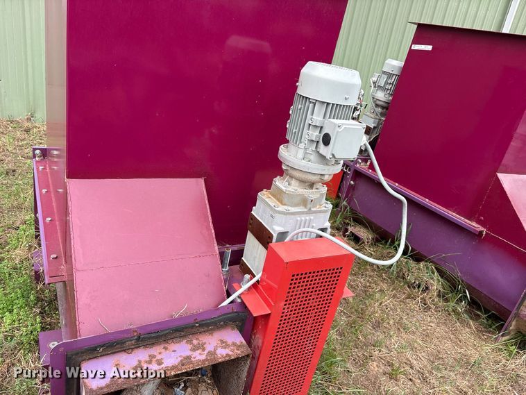 image for item ES8193 (3) hopper feeder systems
