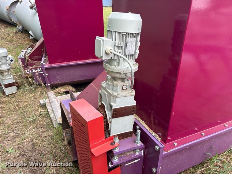 image for item ES8193 (3) hopper feeder systems