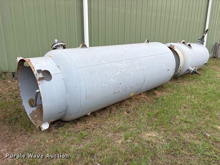 image for item ES8196 (2) air tanks