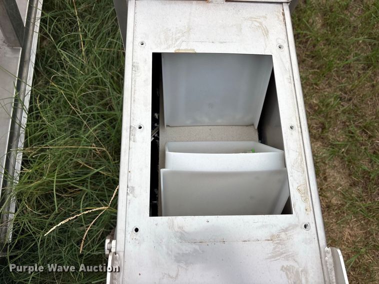 image for item ES8198 (3) elevator bucket conveyors