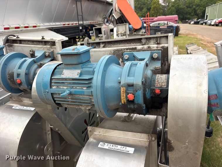 image for item ES8198 (3) elevator bucket conveyors