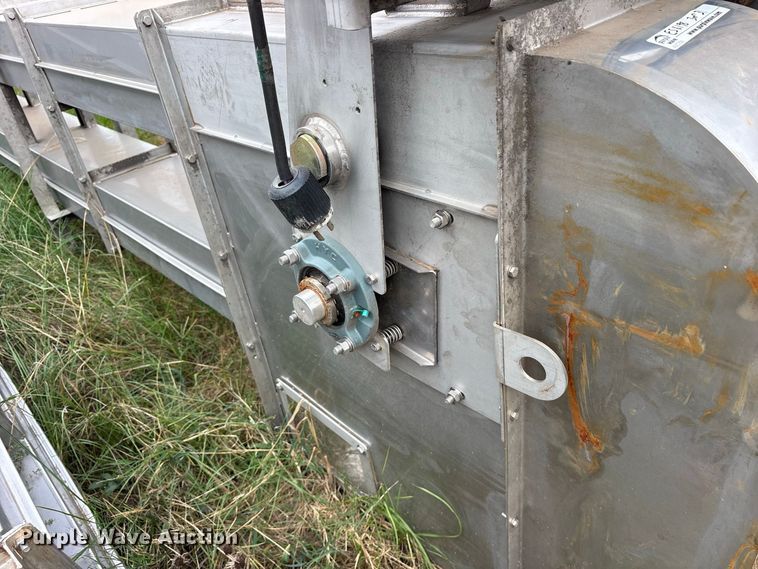image for item ES8198 (3) elevator bucket conveyors